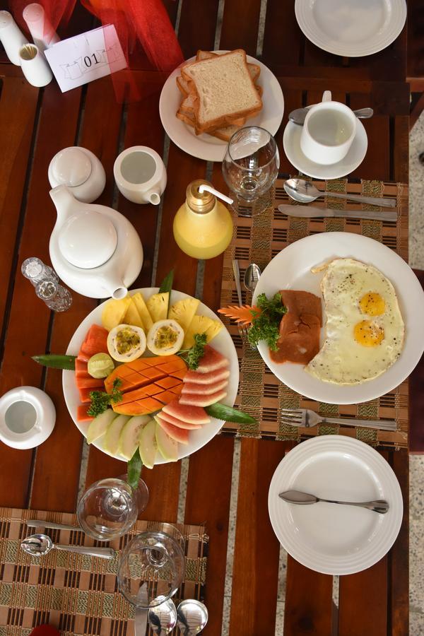 Yoho Beach Glory Hotel Negombo Zewnętrze zdjęcie