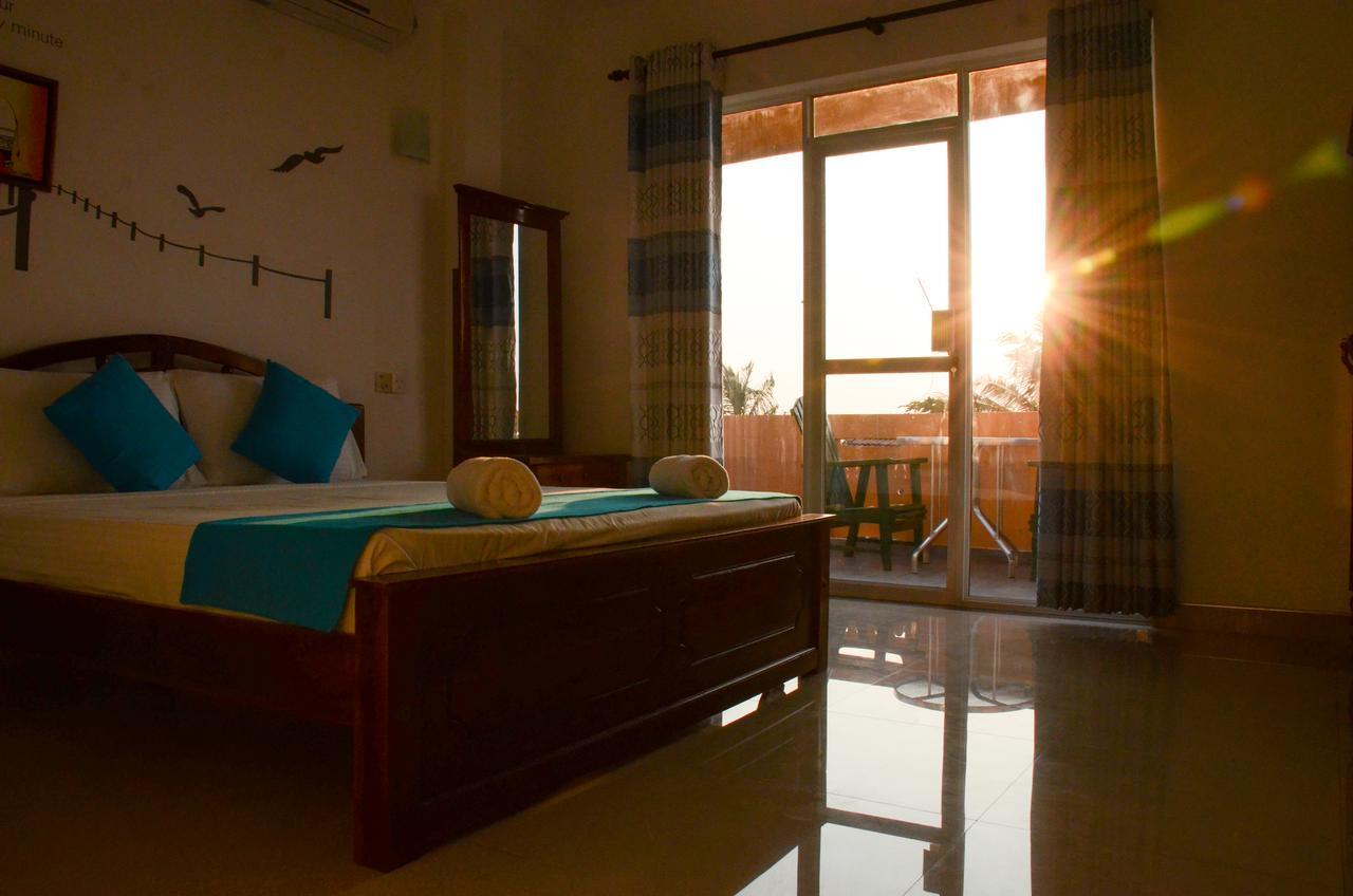 Yoho Beach Glory Hotel Negombo Zewnętrze zdjęcie